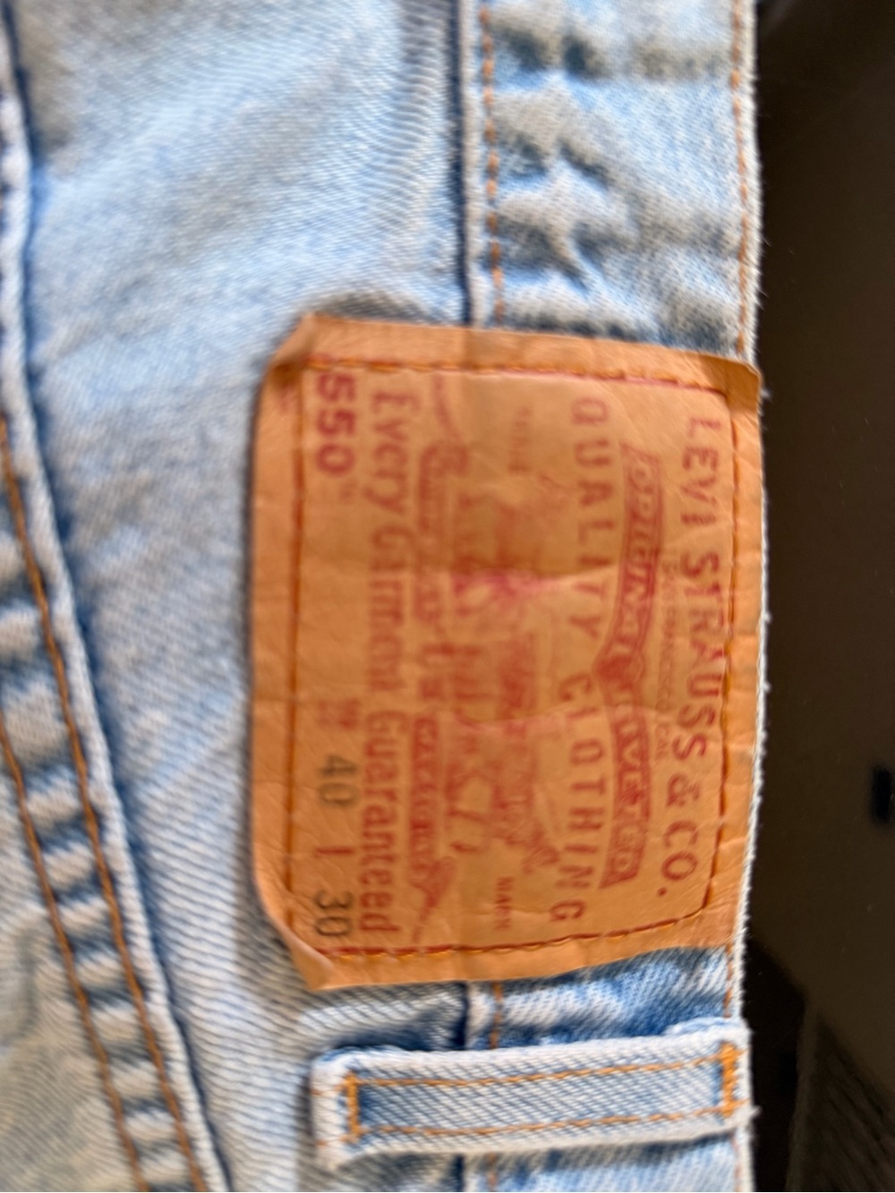 MADE IN USA Vintage Levi’s 550  Men’s 40x30 Light Wash Baggy Y2K. - Picture 2 of 4